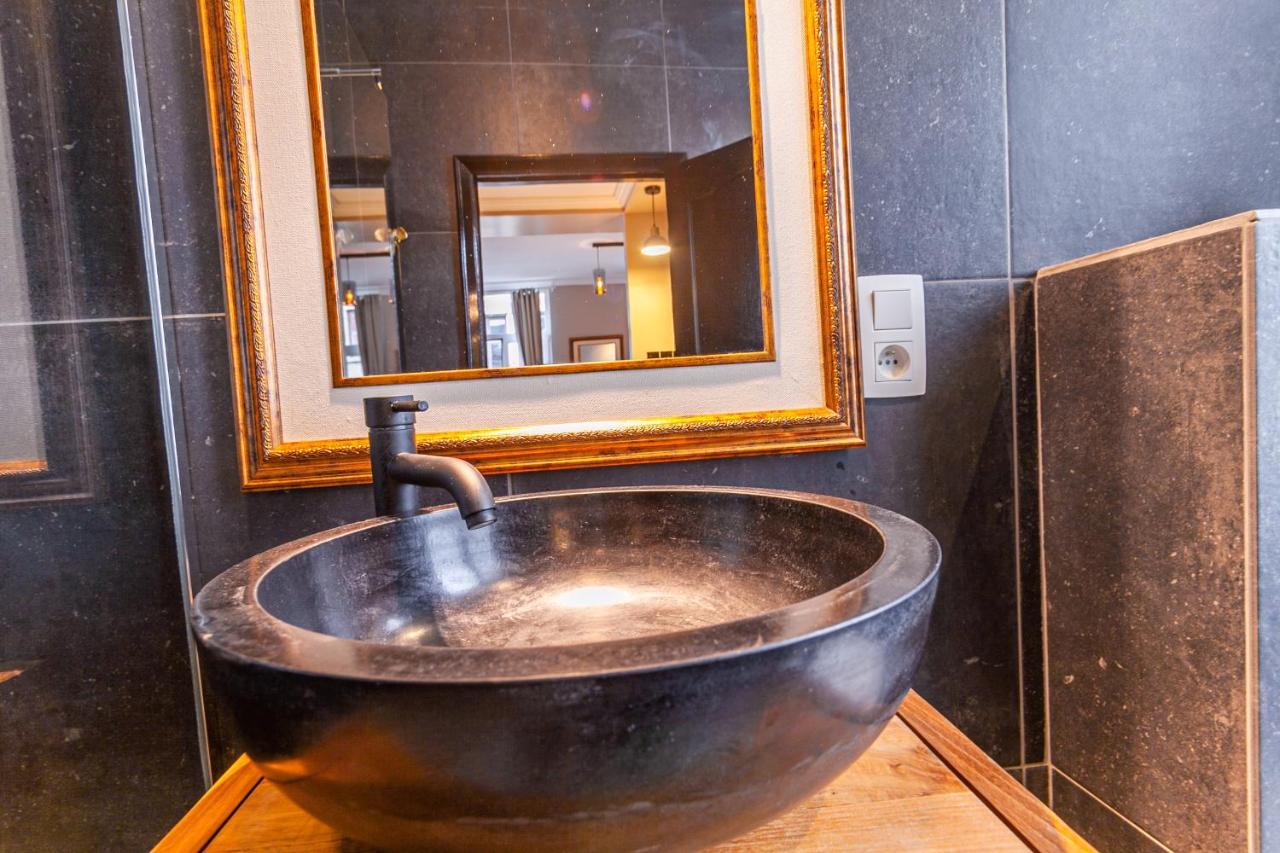Luxury Suites Boutique By Rikas Hotels Antwerpen Bagian luar foto